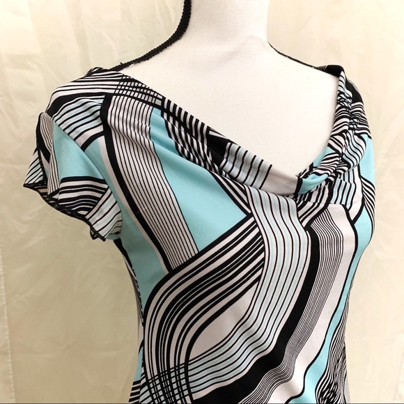 Abstract Art Top - Picture 2 of 5